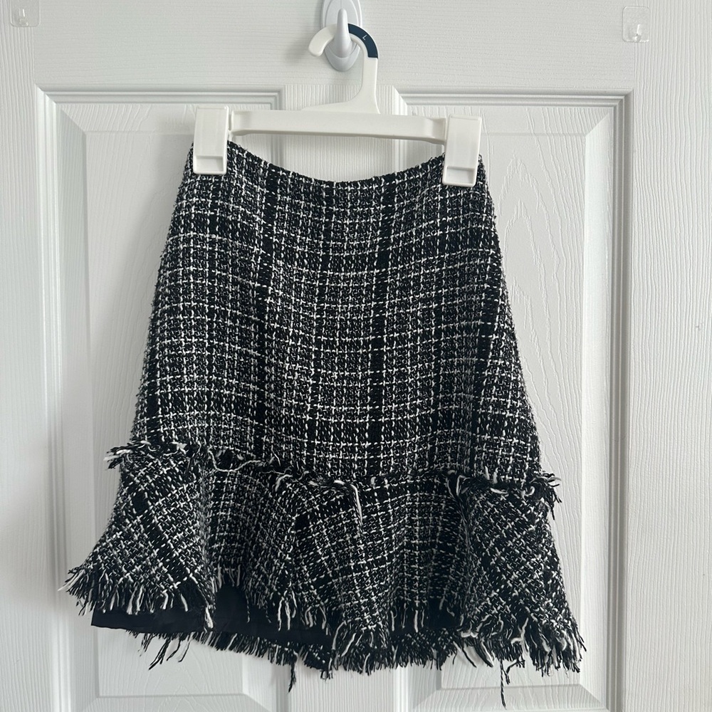 Francesca’s mini skirt